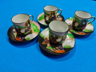 Juego de tazas y platos de ceramica