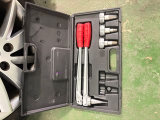 Expandidora Manual con Accesorios