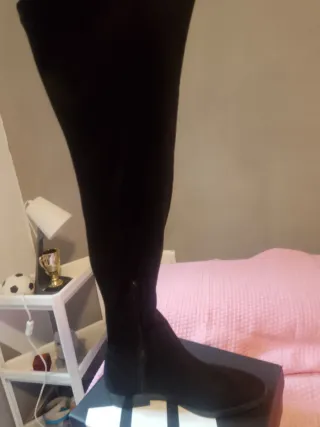 Botas altas negras talla 36