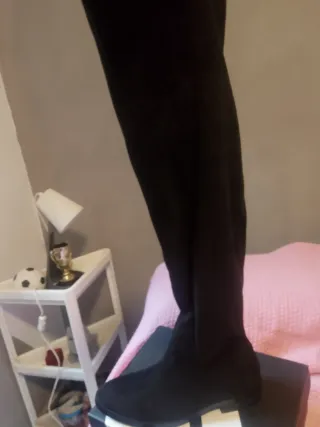 Botas altas negras talla 36