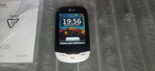 Teléfono móvil LG T505