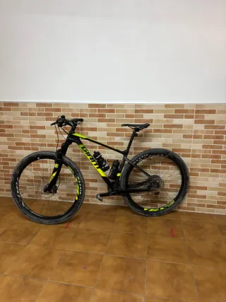 Bicicleta Giant advanced xtc 2019