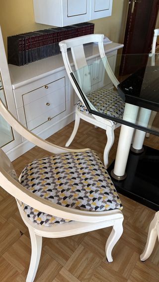Mesa de comedor y 6 sillas