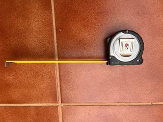 Cinta métrica Milwaukee 8m