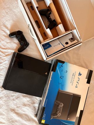 PS4 (PlayStation 4) Negra 1TB