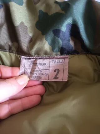 Chaqueta militar tres cuartos camuflaje