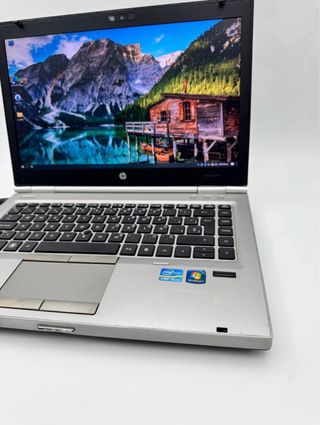 Portátil HP i5 8GB RAM 320GB HDD WIN10