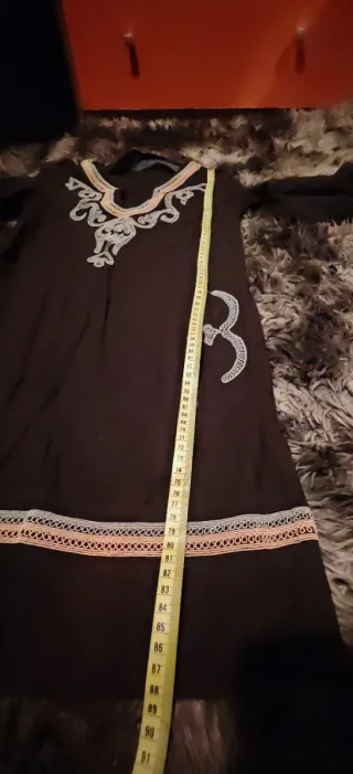 Vestido marrón bordado talla S