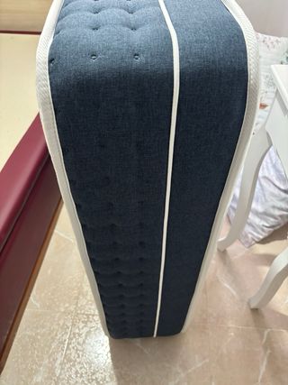 Base de cama con cajón y colchón