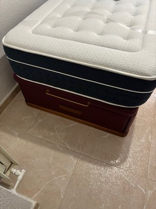 Base de cama con cajón y colchón