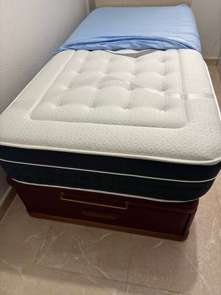 Base de cama con cajón y colchón