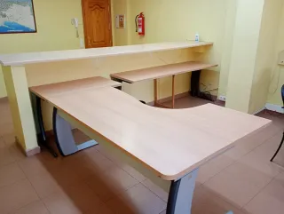 Mesas de academia color pino