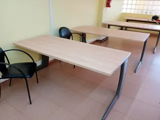 Mesas de academia color pino