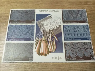 1989. Lámina 6 sellos Artesanía Española Encajes.