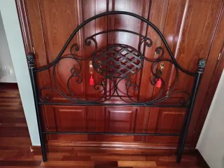 Cabecero de hierro forjado