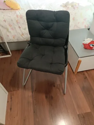 Silla de escritorio moderna negra