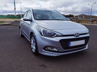 Hyundai i20 2015 | 99mil km | Cadena | Reestreno