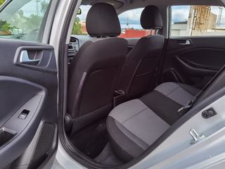 Hyundai i20 2015 | 99mil km | Cadena | Reestreno
