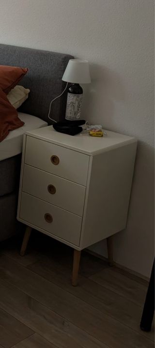 Mesitas de noche blancas 3 cajones