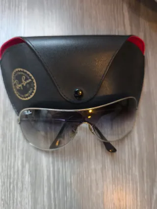 Gafas de Sol Ray-Ban Doradas y Grises