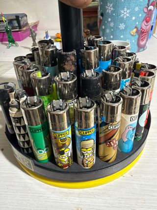 Lotto accendini Clipper con espositore