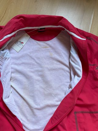 Cortavientos John Smith Rojo