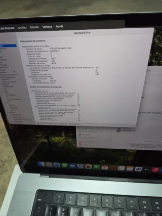 MacBook Pro 16 M1 Pro 16/512 Bat. 84%