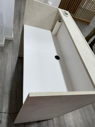 Mostrador moderno con iluminación LED