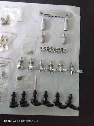 Lote Número 1 de Piezas de Guitarra Eléctrica