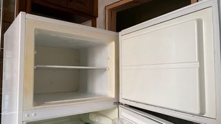 Frigorífico Zanussi con congelador superior