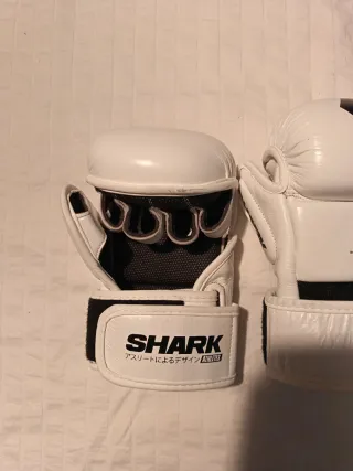 Guantillas MMA SHARK Blancas Talla L/XL