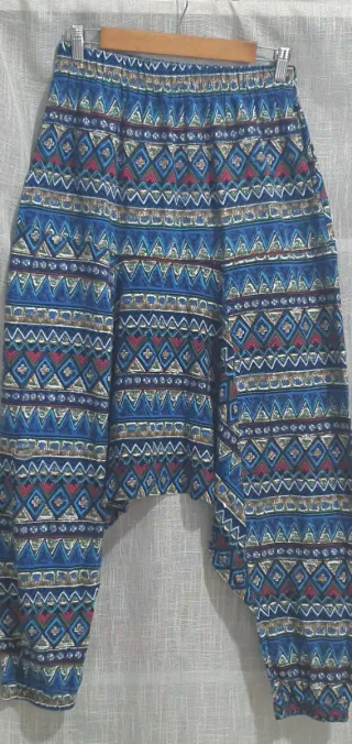 Pantalón harén estampado multicolor