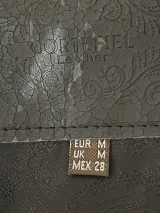 Chaleco de piel cortefiel