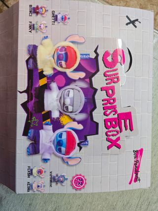 Caja Sorpresa Stitch - Figura Coleccionable Urbana