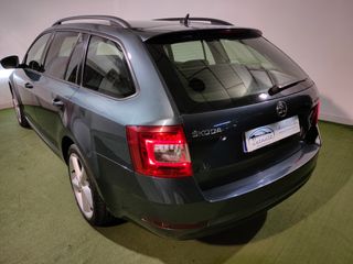 Skoda Octavia Combi 2.0 TDi 150 DSG