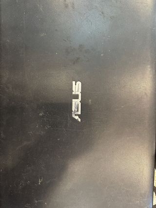 Portátil ASUS F551M