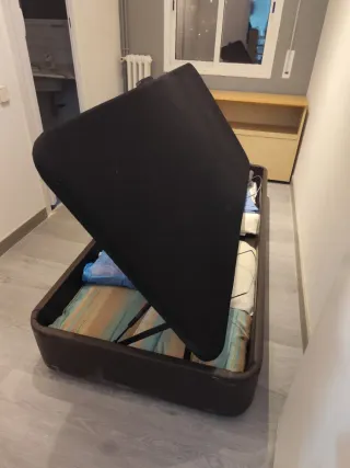 Base cama baúl negra + colchón