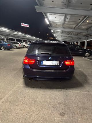 BMW 320d touring efficient dynamics 2011