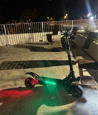 Patinete Eléctrico con Luces LED