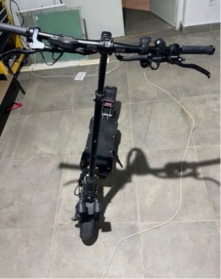 Patinete Eléctrico con Luces LED