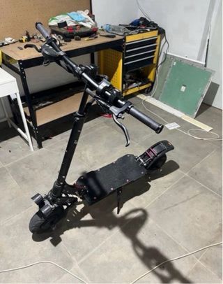 Patinete Eléctrico con Luces LED