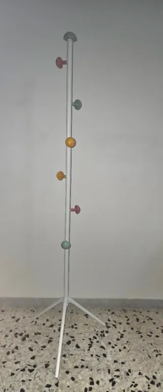 Appendiabiti colorato appendino alto cappotto casa