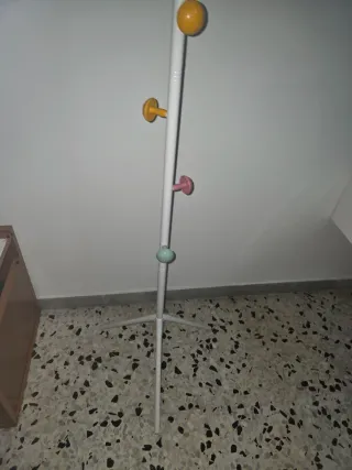 Appendiabiti colorato appendino alto cappotto casa