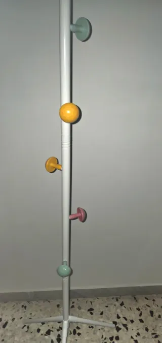 Appendiabiti colorato appendino alto cappotto casa