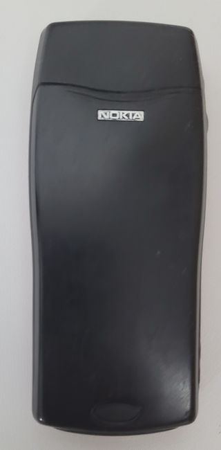 Nokia 8210 Libre + Cargador