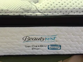 Colchón y somier King Size Simmons 190x200x34