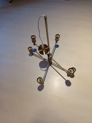 Lámpara de diseño 6 bombillas.