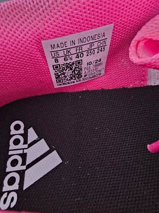 Zapatillas Adidas. Nuevas