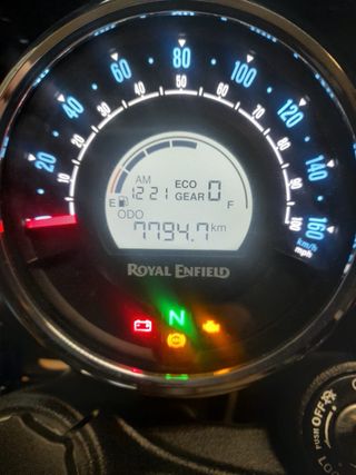 Royal Enfield Custom Cruiser Negra