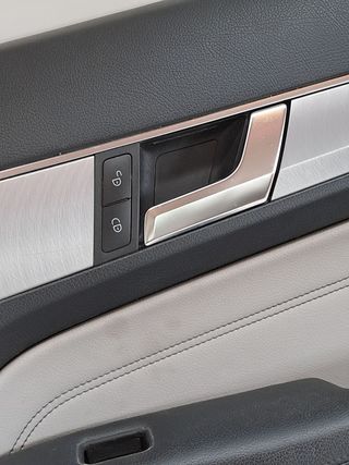 GUARNECIDO PUERTA DELANTERA DERECHA MERCEDES-BENZ CLASE E CO